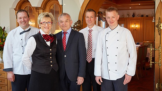 http://wordpress.seegasthof.net/wp-content/uploads/2015/10/familie-_bolz-559x316.jpg